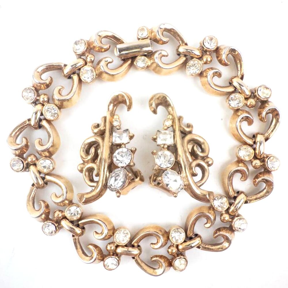 Trifari Vintage Gold Tone Bracelet Earrings Set with clear crystals rhinestones